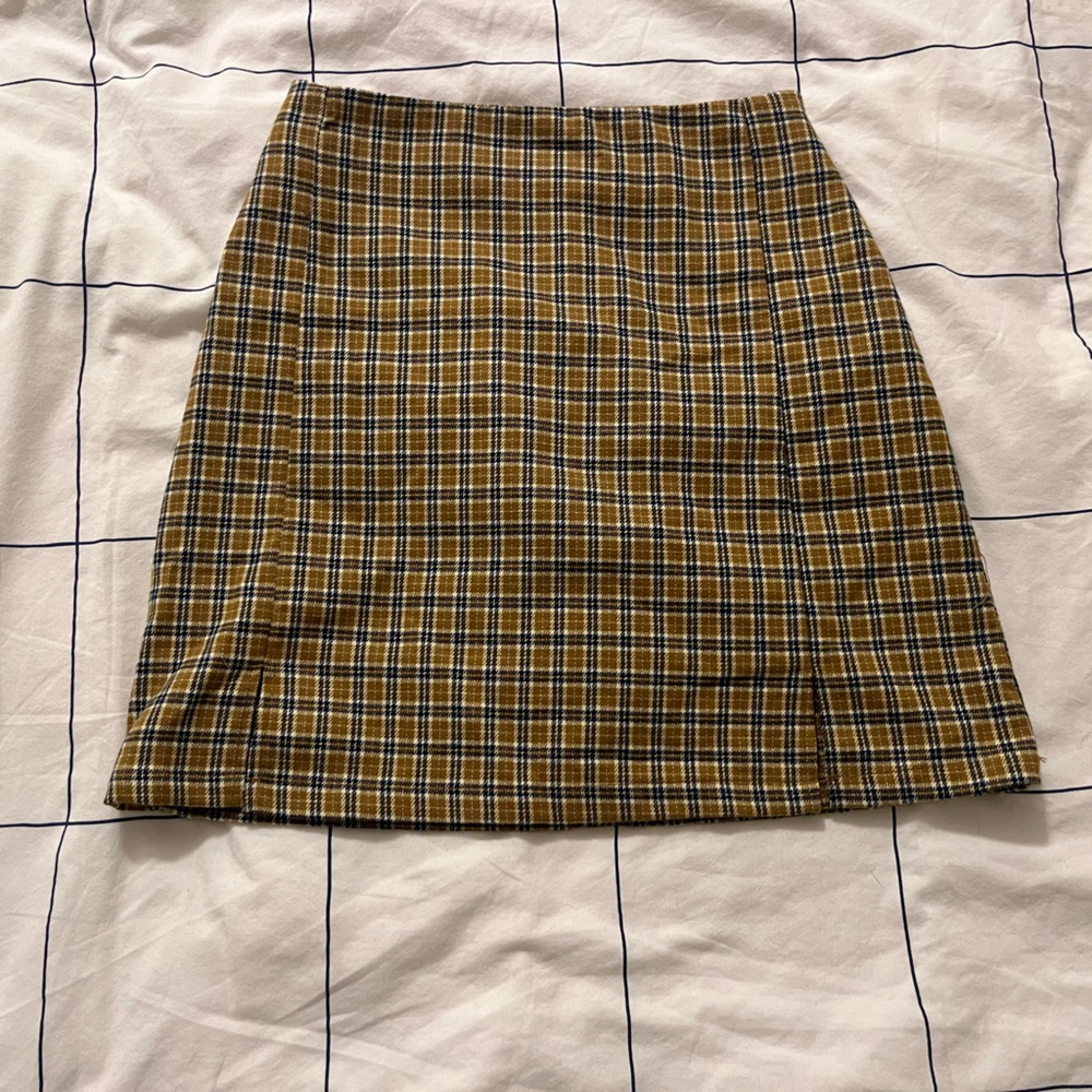 Brandy Melville Plaid Mustard and Black